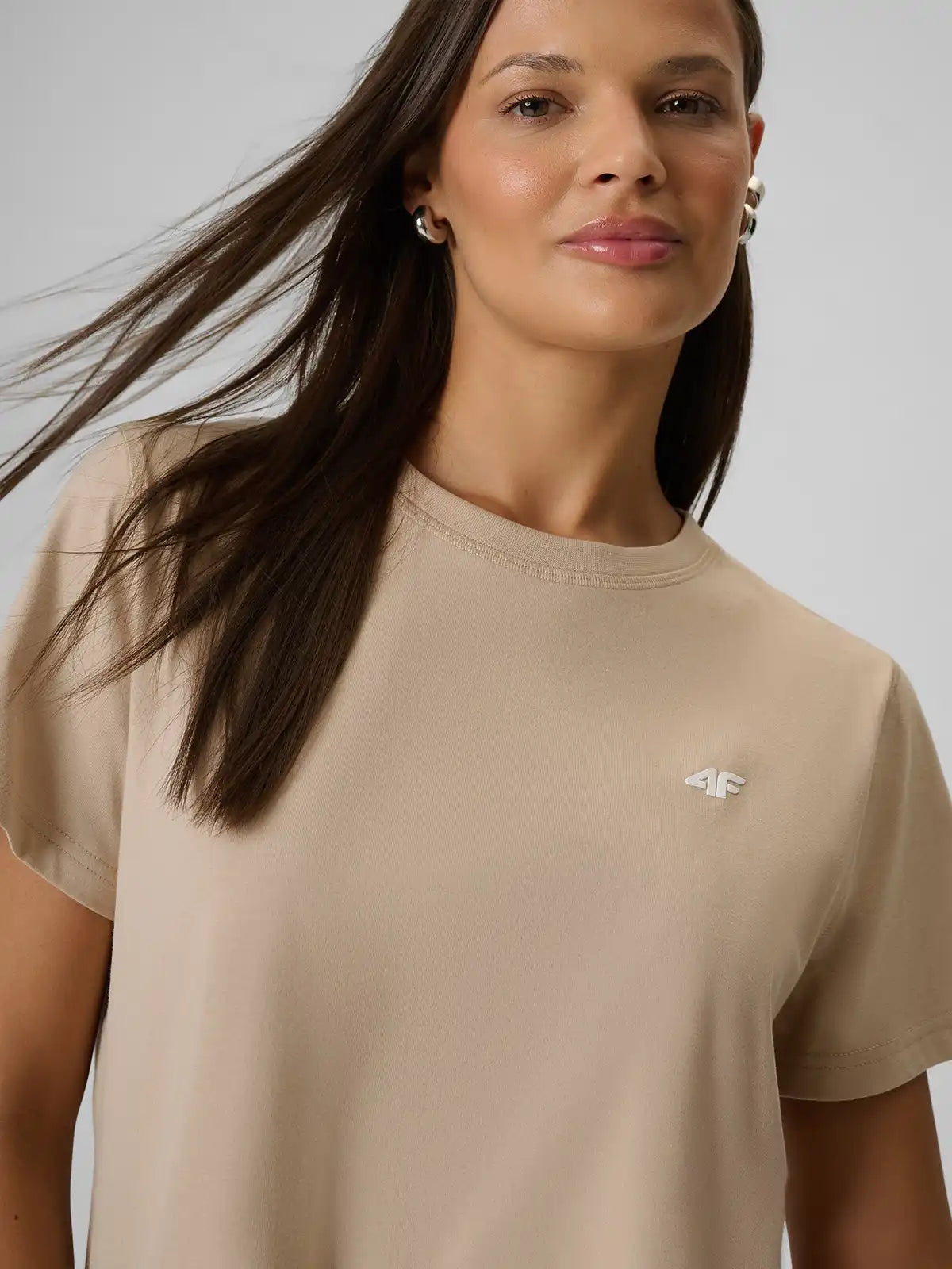 Tricou pentru femei casual 4F F2772 4FWSS26TTSHF2772 beige