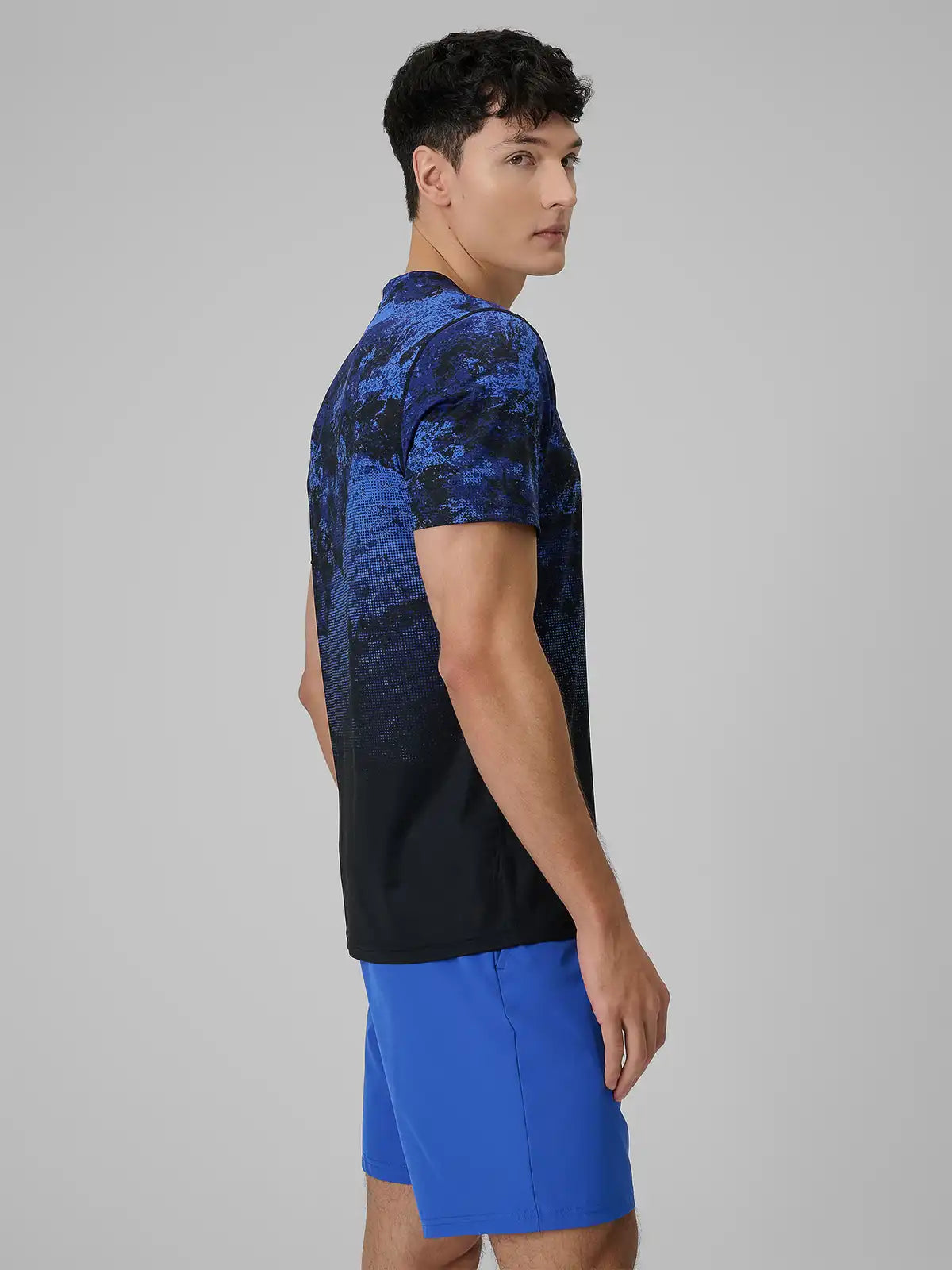 Tricou de antrenament pentru bărbați 4F M1787  4FWSS26TFTSM1787 cobalt allover