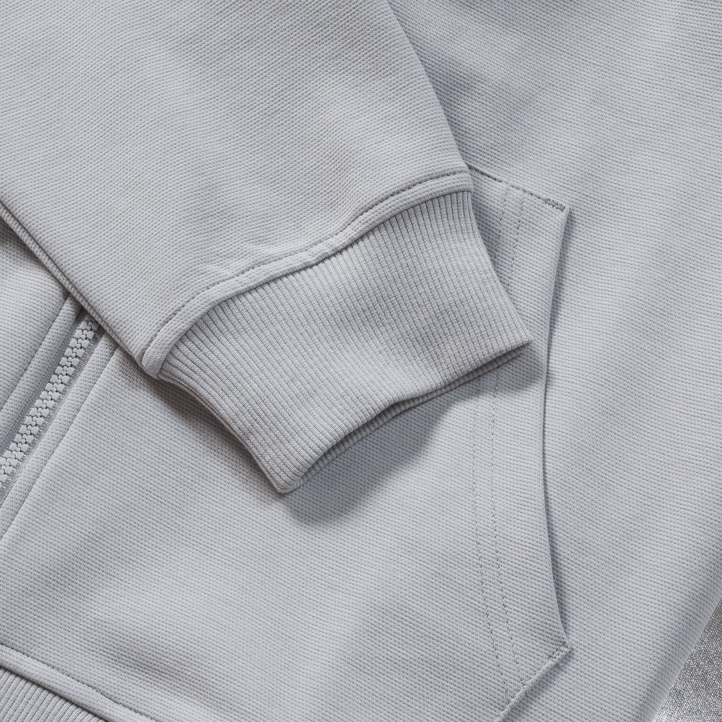 Мужской батник Peak FWA253031 lt.grey