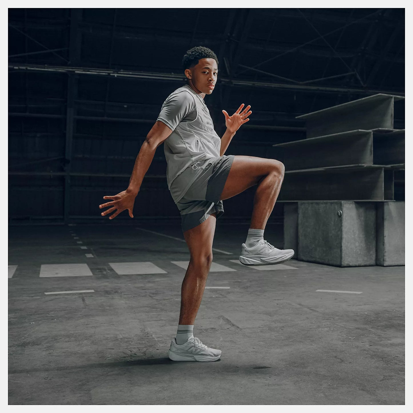 Кроссовки мужские для бега New Balance FuelCell Rebel v5 MFCX3NO