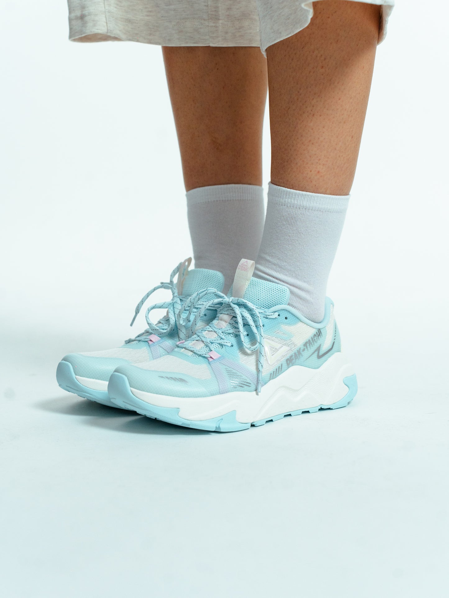 Кроссовки женские Peak Casual EXT52778G princess blue