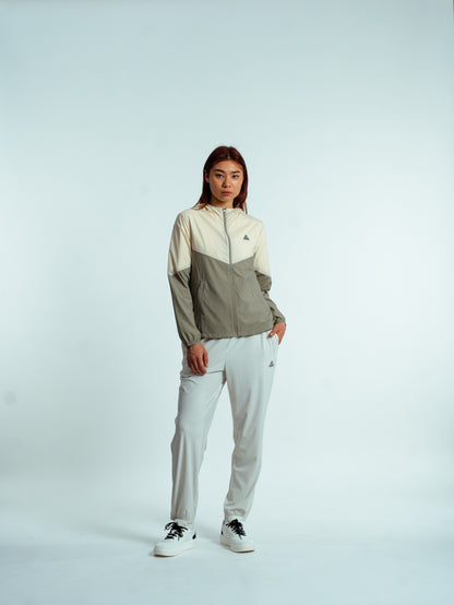 Кроссовки женские Peak Casual EXT52368B white/black